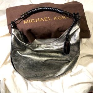 Michael Kors - Anthracite Skorpios Small Hobo